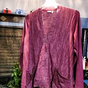 Logo size medium fits like 2x oversized cardigan